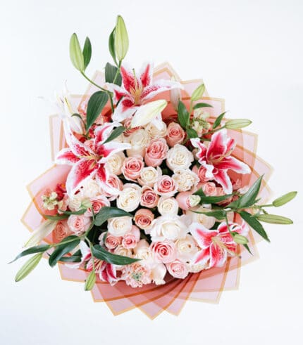 Bouquet Ternura de Lirios y Rosas - Image 3